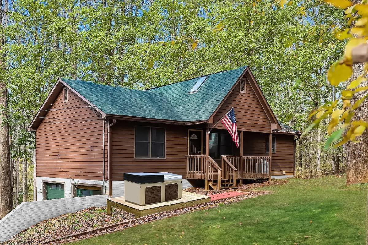 Hot Tub, Deck&Grill, Game Room, Wifi At Cute Cabin Charles Town Exterior photo