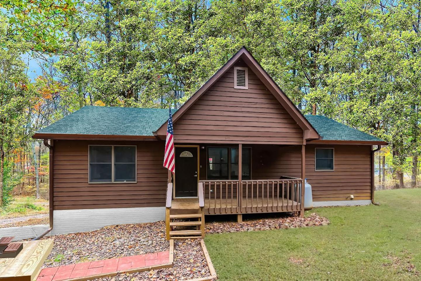 Hot Tub, Deck&Grill, Game Room, Wifi At Cute Cabin Charles Town Exterior photo